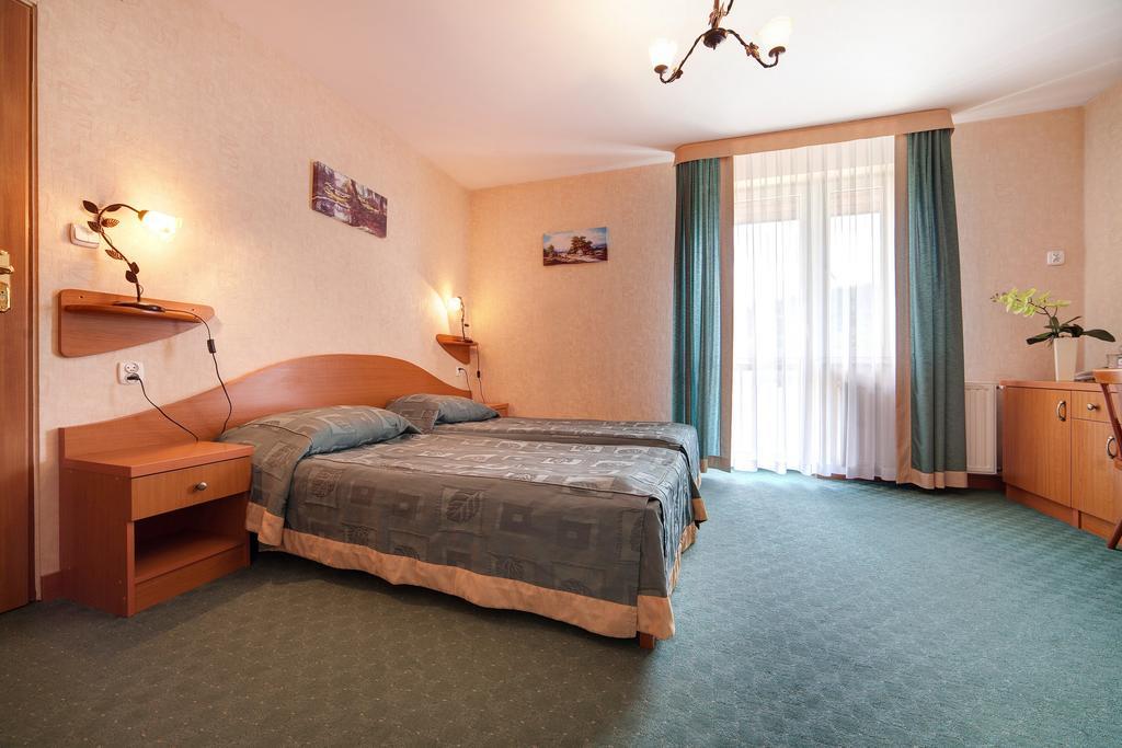 Pensjonat Henryk Krynica-Zdrój Quarto foto